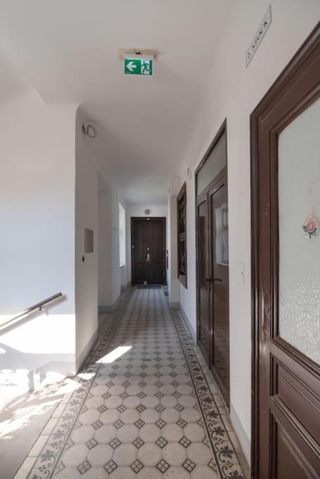 Grosse Terrasse, Klimaanlage Und U-Bahn Naehe Apartman Bécs Kültér fotó